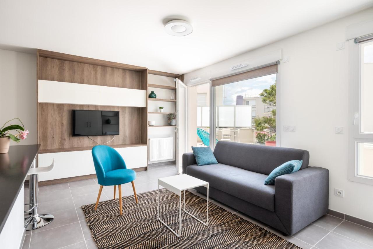 Appartement De Standing Avec Grande Terrasse Villeurbanne Exterior foto